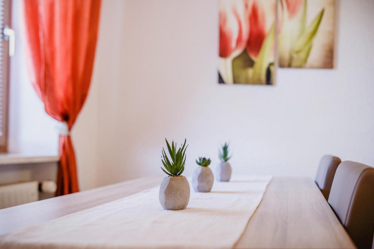 Appartments Bergluft Malles Venosta Eksteriør billede